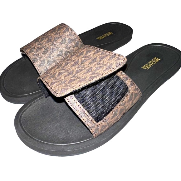 NEW✨Michael Kors MK Signature Logo Print Wade Slide - Picture 3 of 5